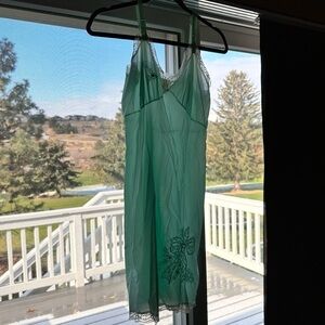 Vintage slip nightgown lingerie by Movie Star size 32 small mint green lace